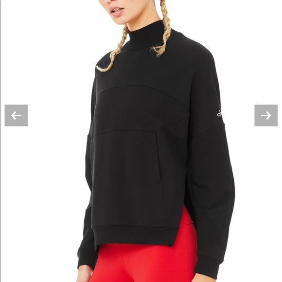 ALO Yoga Sweaters - Alo Yoga sweatshirt